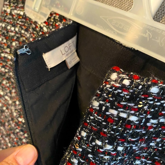 LOFT Bouclée Mini skirt 6p NWOT - Picture 3 of 7